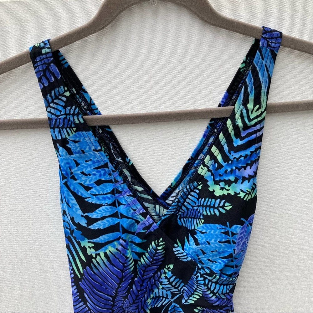 Speedo Size 6 One Piece Swimsuit Blue Floral Fern Leaves Botanical Bathing Suit - Picture 3 of 11